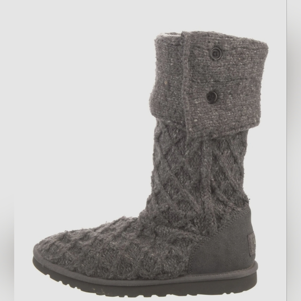 UGG Gray Lattice Cardy Cold Weather Gray Snow Boots Sweater Sock Women's 7